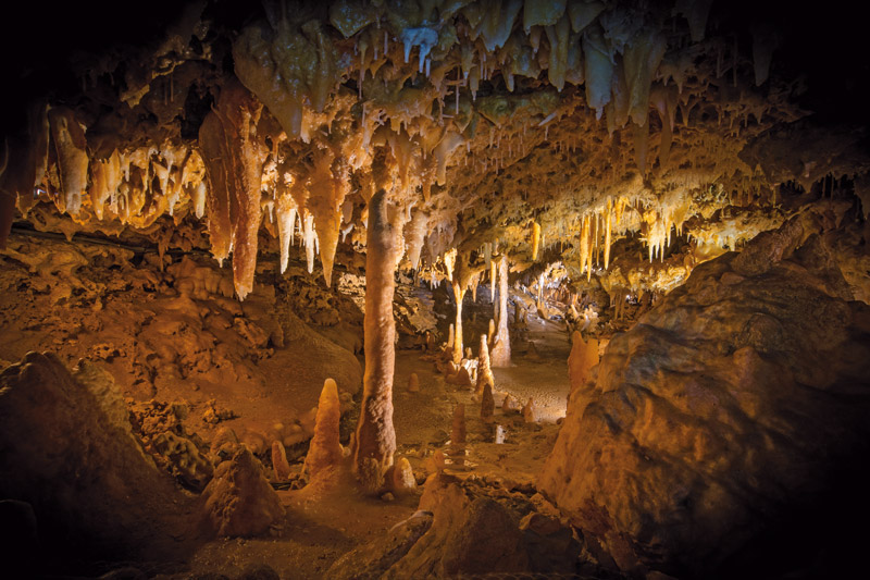 Grotte du Grand Roc