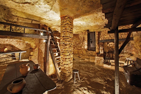 Les habitats troglodytiques de Belvès